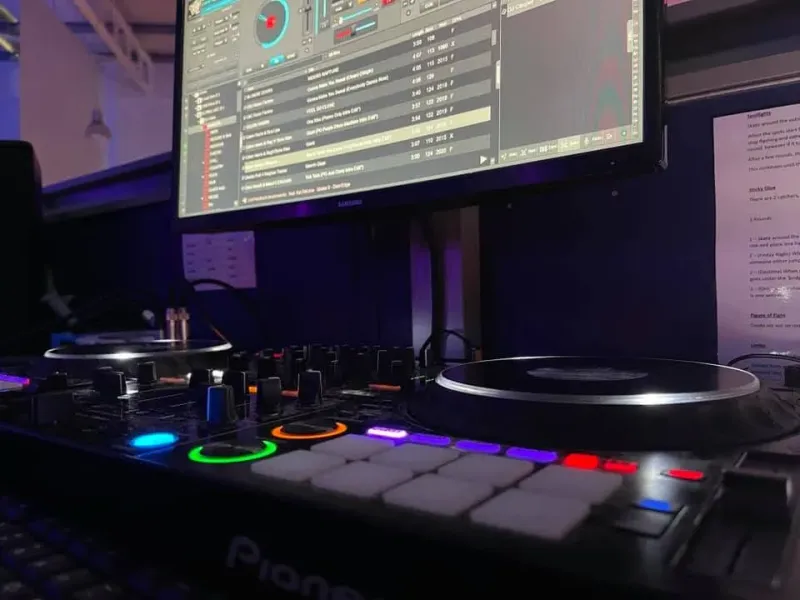 Pioneer DJ Controller